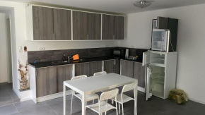 Sch1 Schleswiger Str.19,30165 Hannover,UG,2 x SZ ( 2 x Doppelbett )